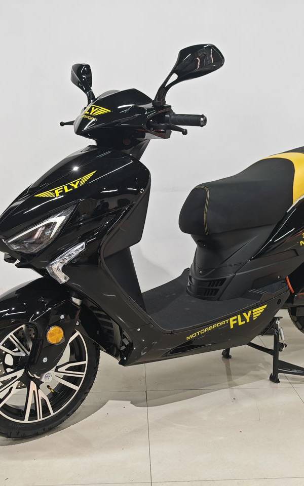 MOTO ELECTRICA RACING NEGRA