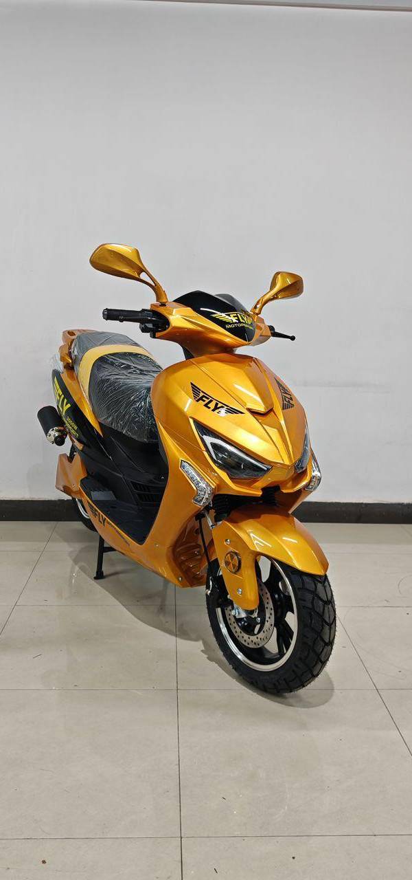 MOTO ELECTRICA RACING AMARILLA